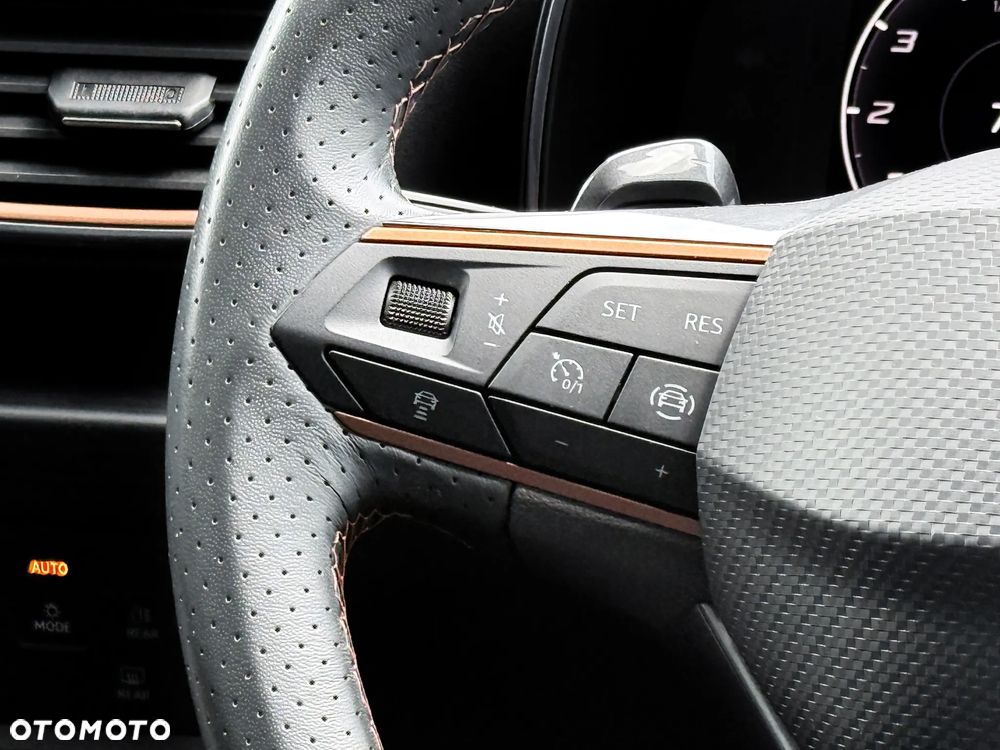 Cupra Formentor 1.5 TSI DSG - 23