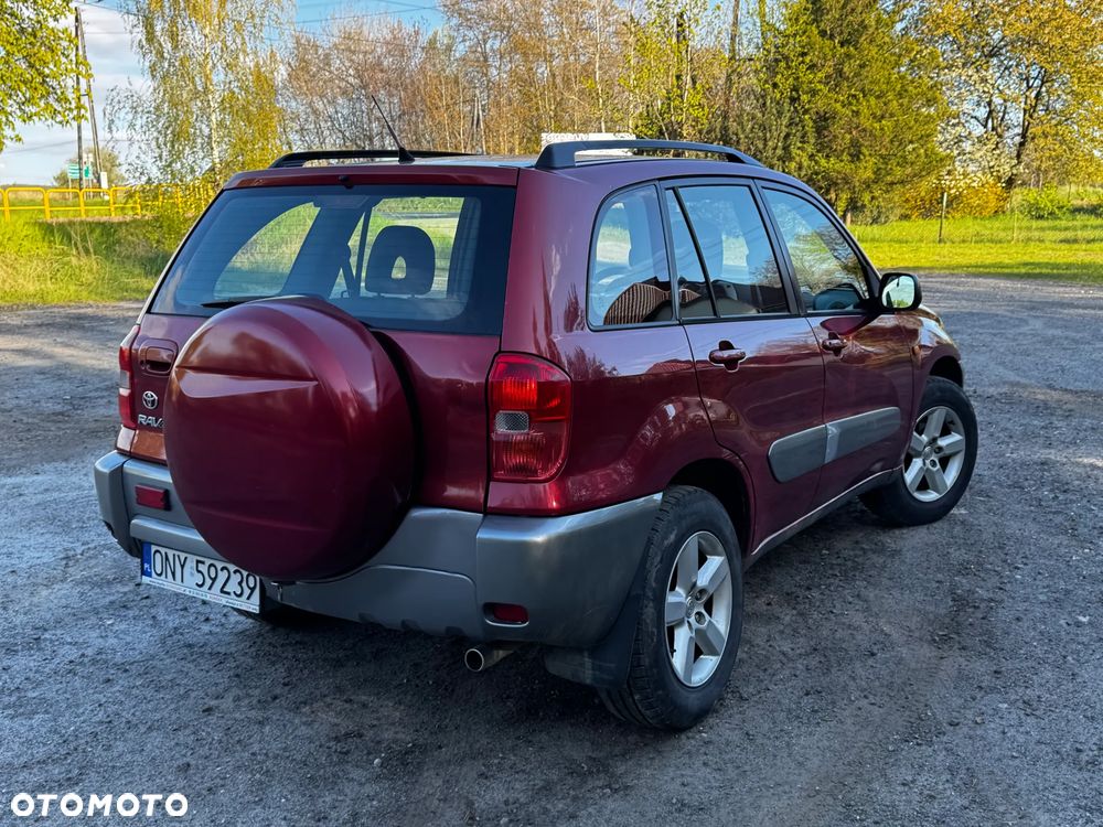 Toyota RAV4 - 4