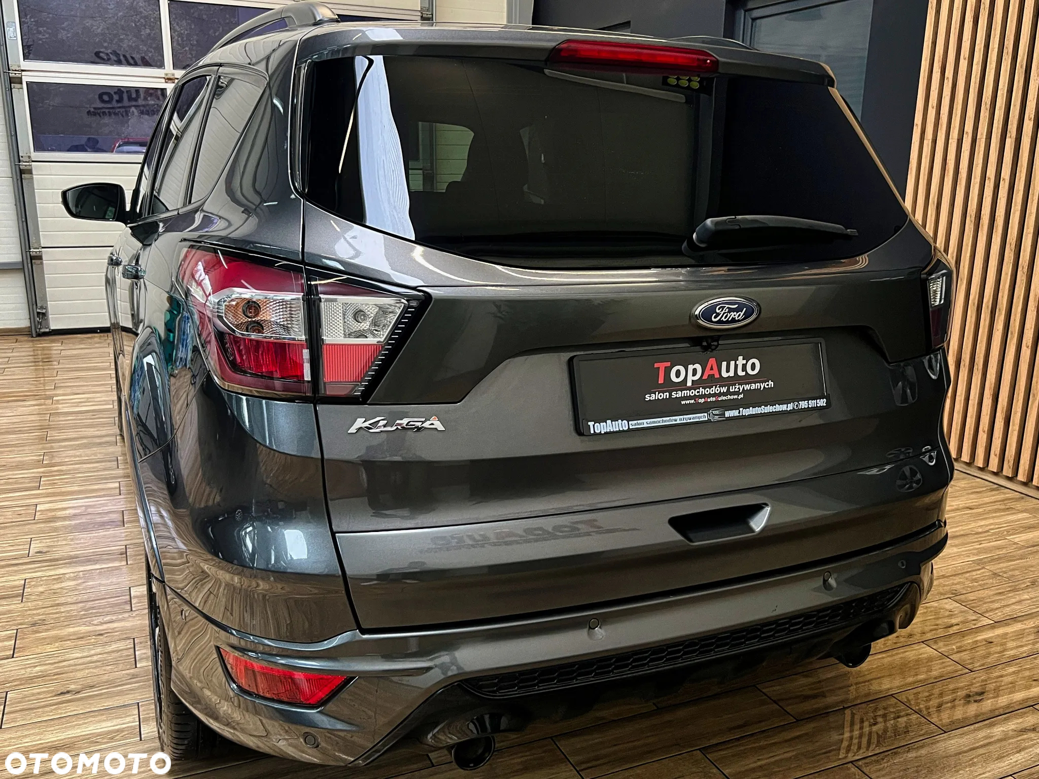 Ford Kuga 2.0 TDCi 2x4 ST-Line - 10
