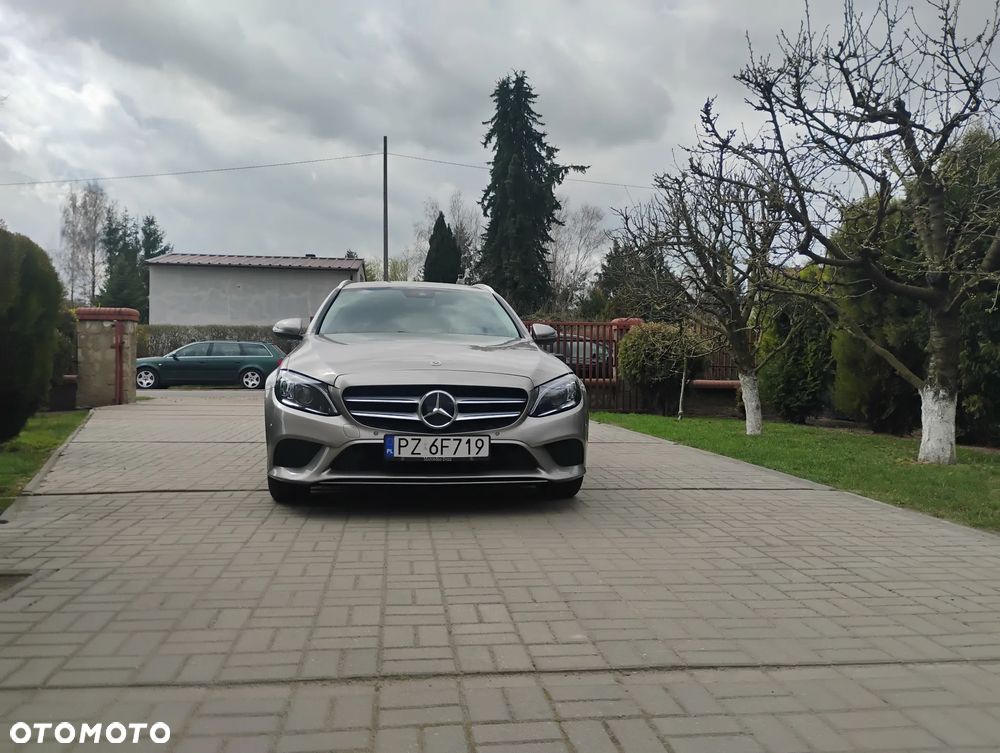 Mercedes-Benz Klasa C 220 d 9G-TRONIC Avantgarde - 2