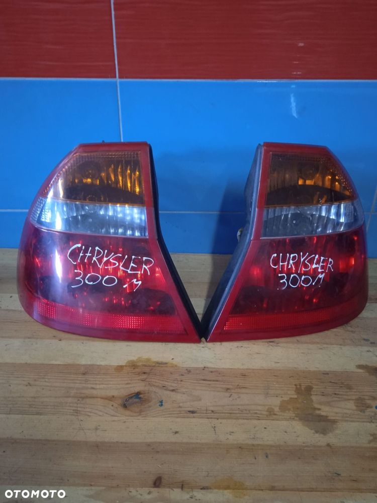 Lampy Tył Tylne Chrysler 300M Lift - 1