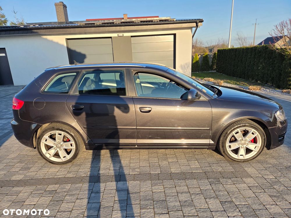 Audi A3 Sportback 1.9 TDI Attraction - 2
