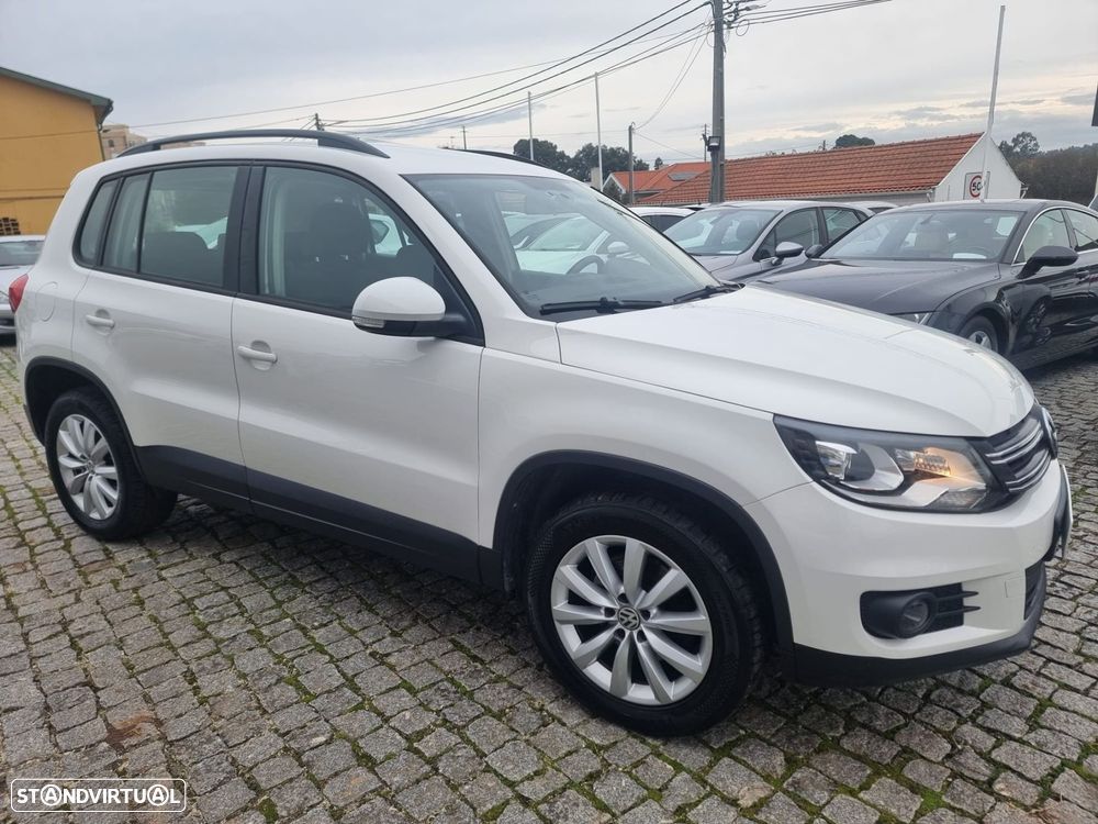 VW Tiguan 2.0 TDi Sport BlueMotion - 2