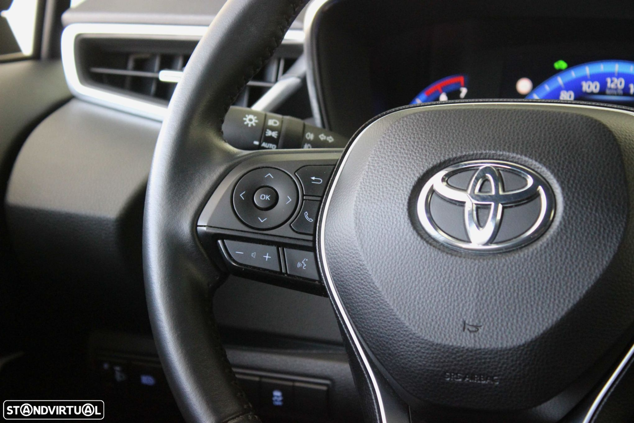Toyota Corolla 1.8 Hybrid Comfort+P.Sport - 16