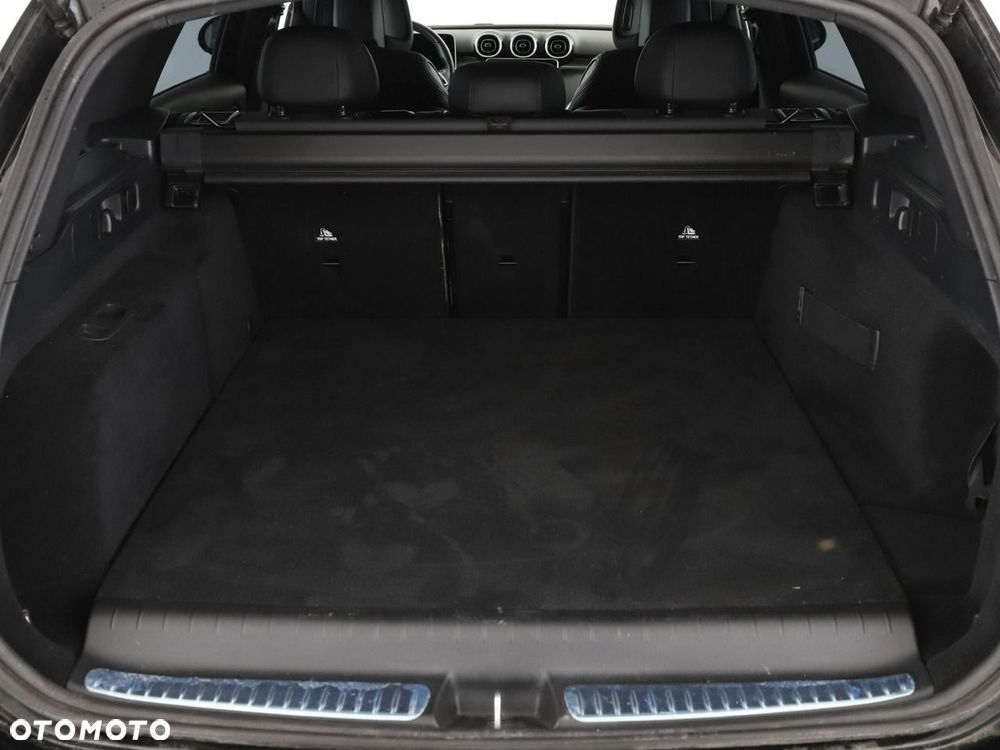 Mercedes-Benz Klasa C 300 e PHEV - 21