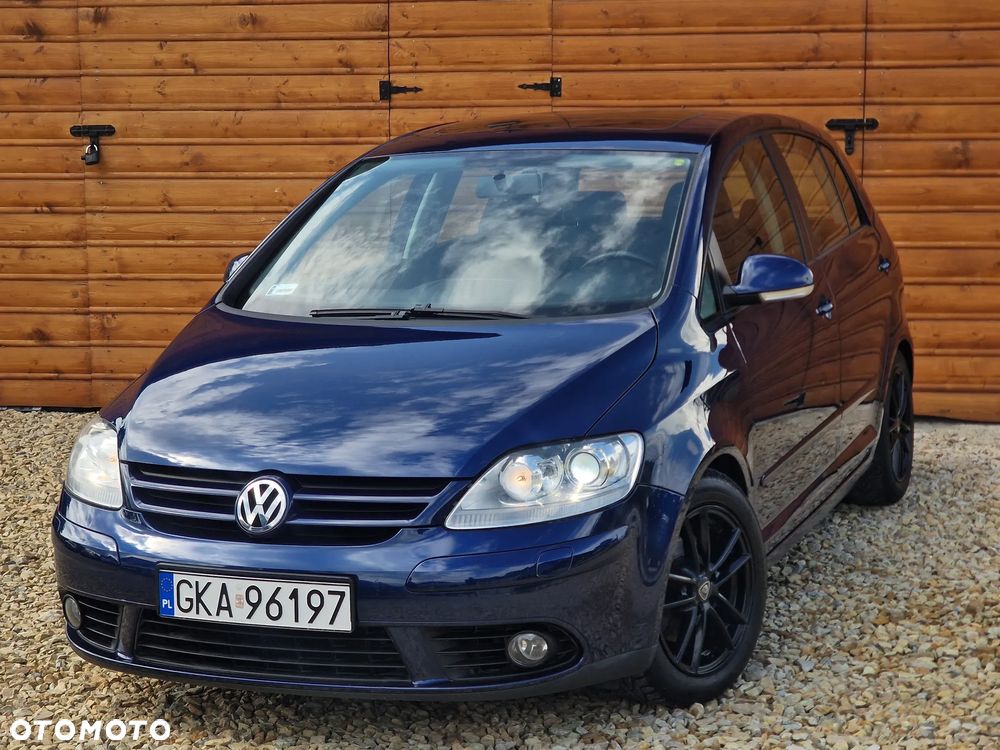 Volkswagen Golf - 1