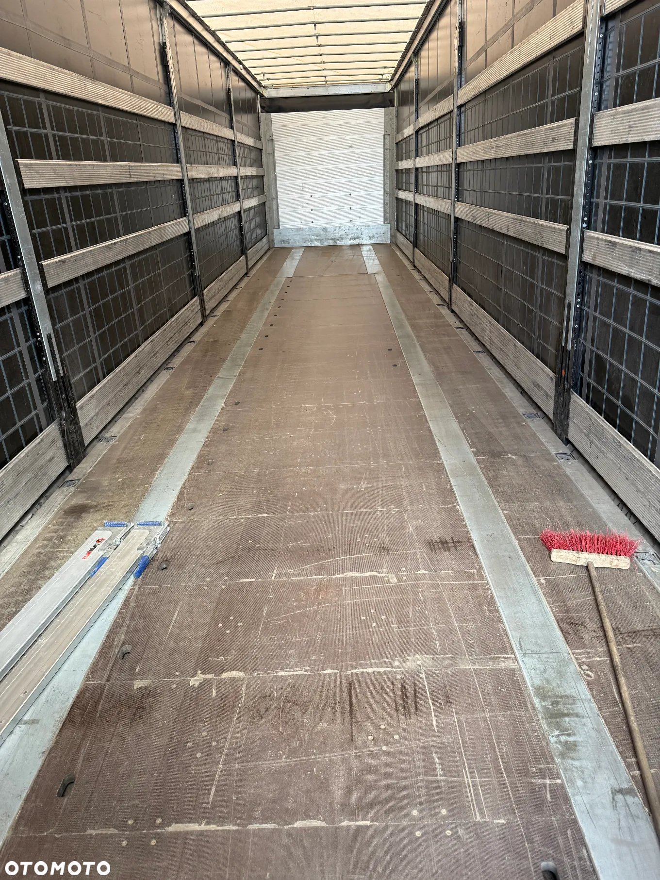 Schmitz Cargobull - 4