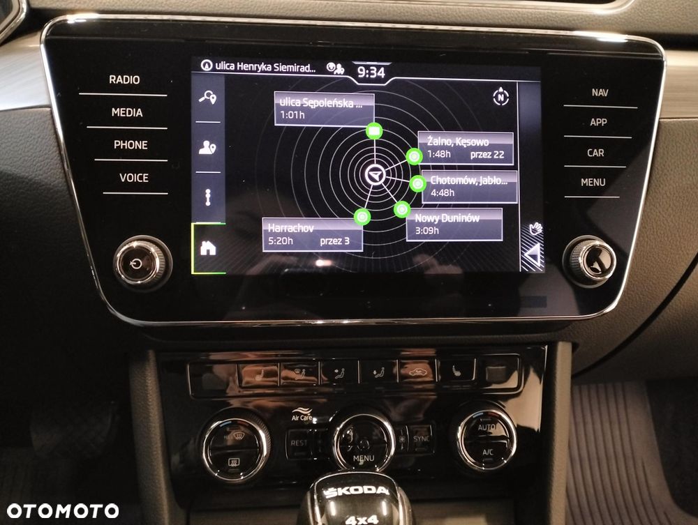 Skoda Superb 2.0 TDI SCR 4x4 Style DSG - 24