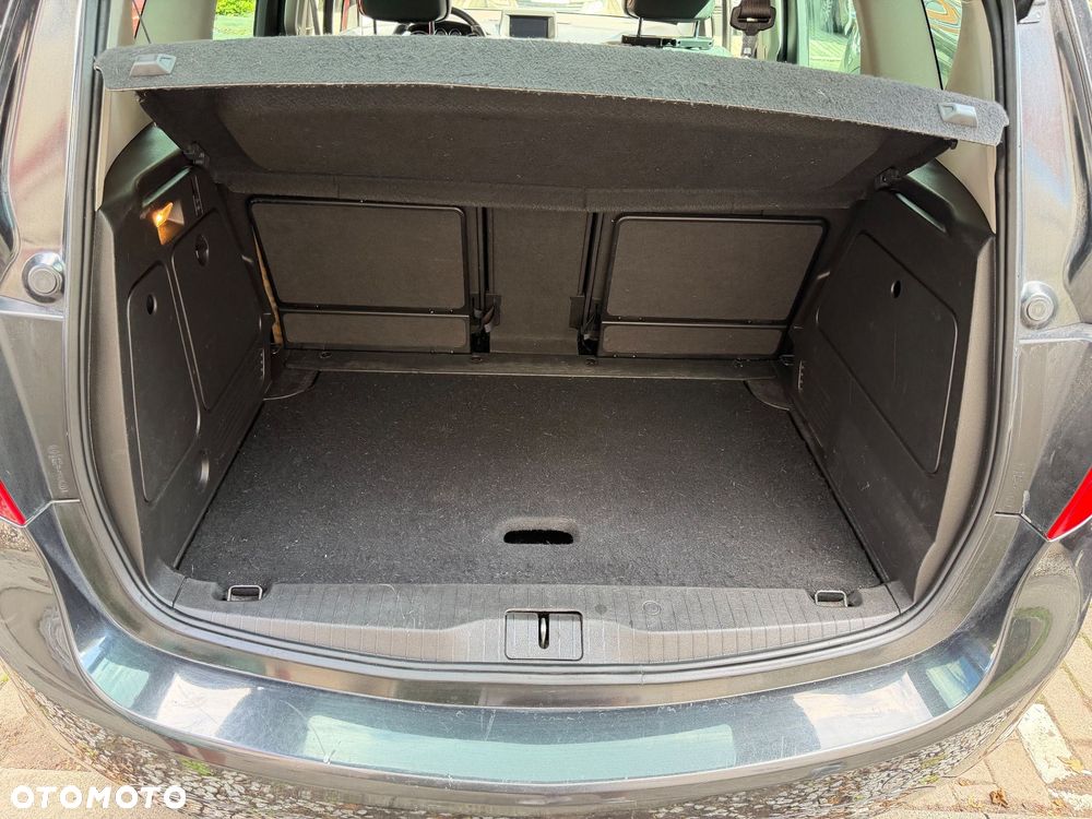 Opel Meriva 1.4 T Cosmo - 14