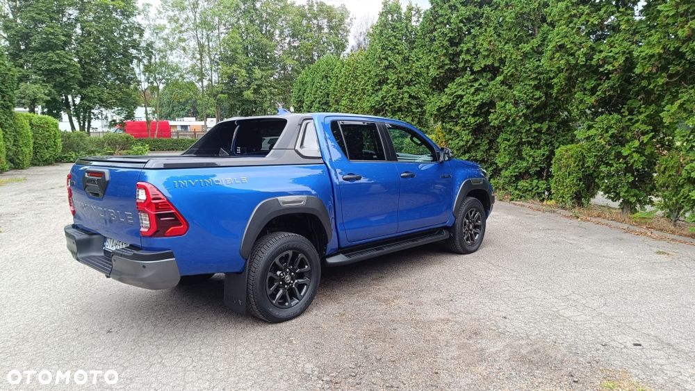 Toyota Hilux - 4