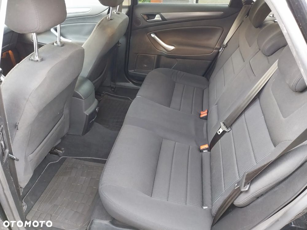 Ford Mondeo 2.0 Trend X - 18