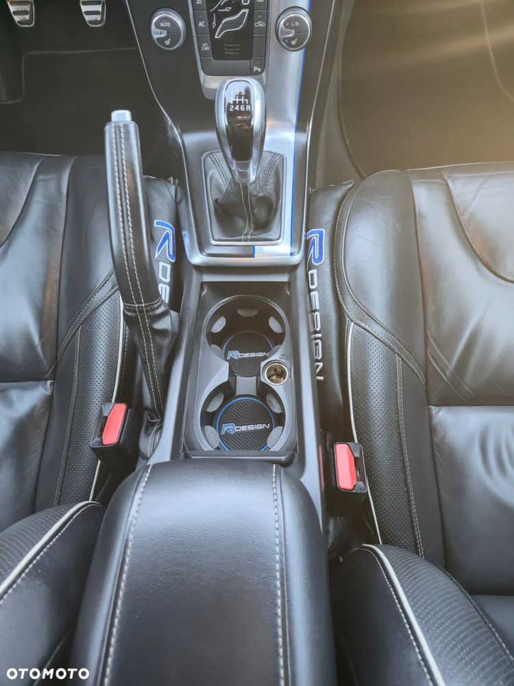 Volvo V40 D4 RDesign - 19