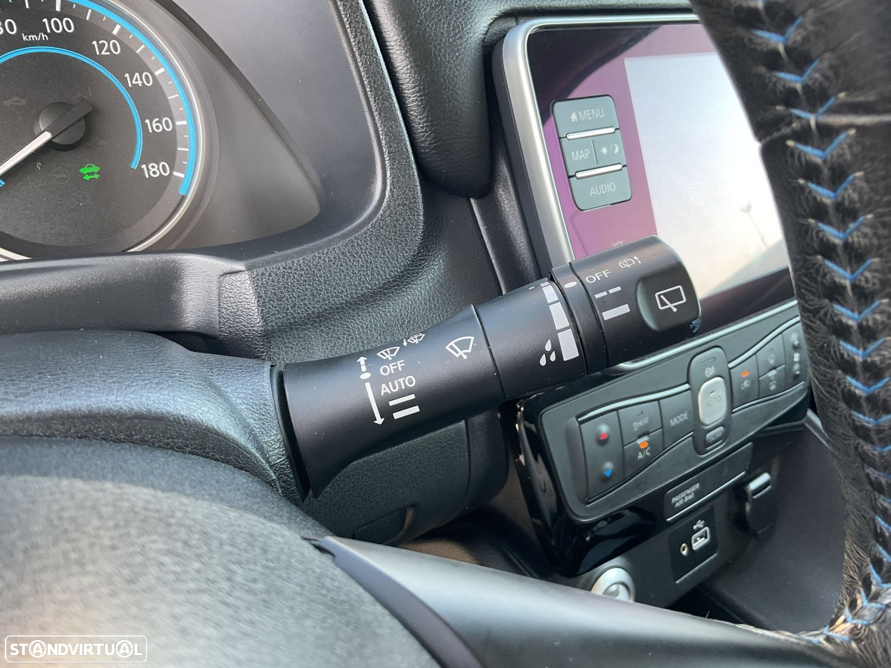 Nissan Leaf Acenta - 37