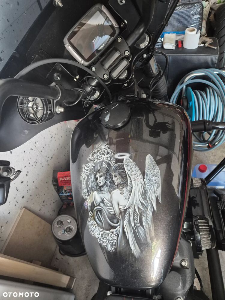 Harley-Davidson Softail Street Bob - 6