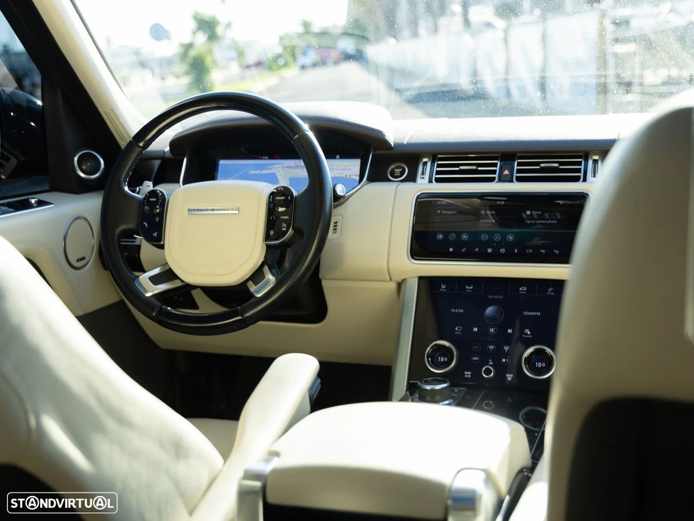 Land Rover Range Rover P400e Plug-in Vogue - 14