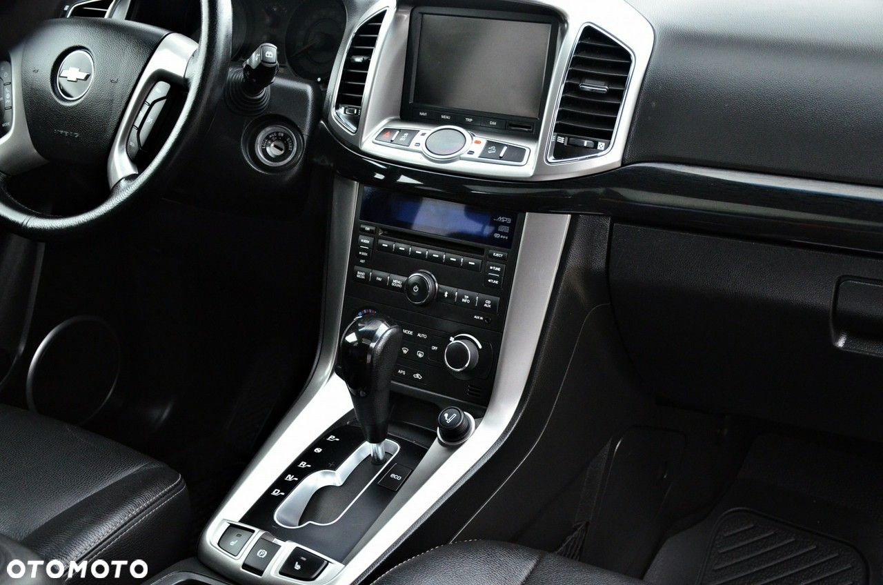 Chevrolet Captiva - 24
