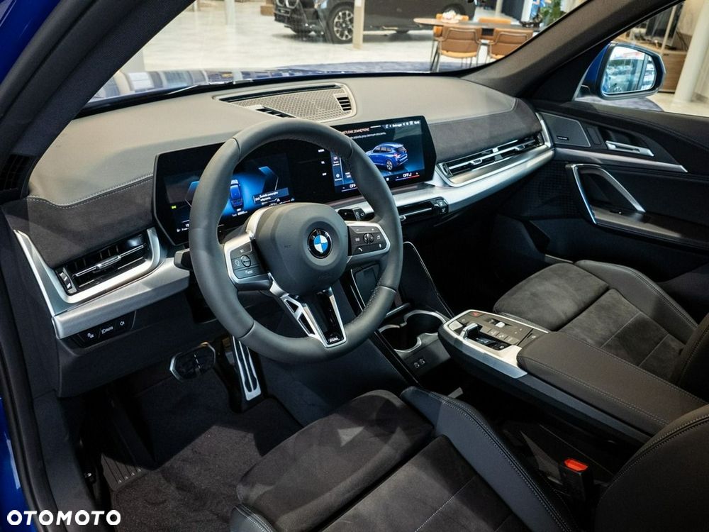 BMW X1 sDrive20i mHEV - 16