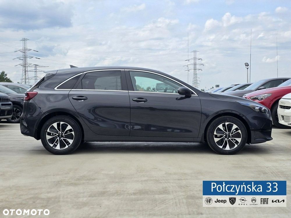 Kia Ceed - 4