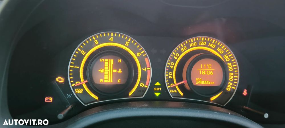 Toyota Corolla 1.4 Sdn. Terra - 2