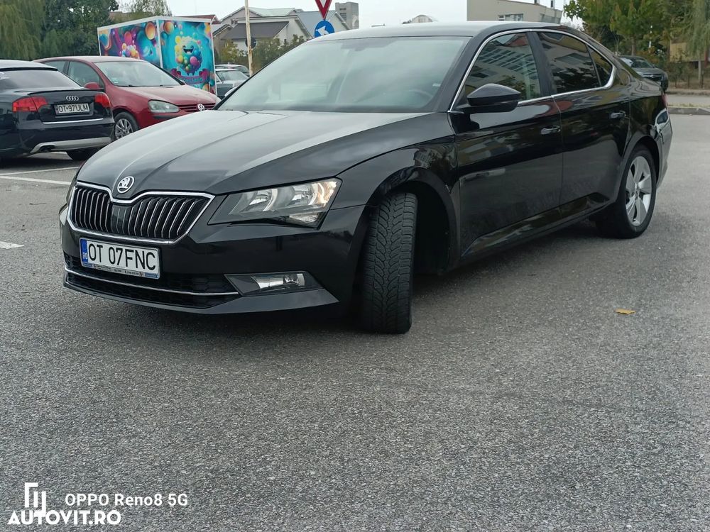 Skoda Superb 2.0 TDI Ambition - 2