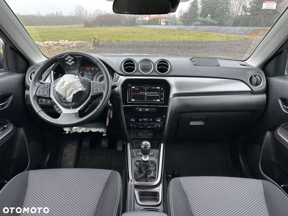Suzuki Vitara - 23
