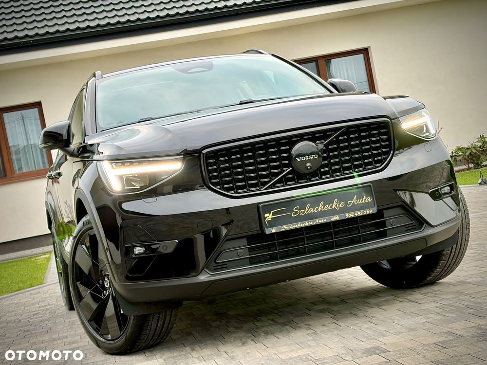Volvo XC 40 B3 B DKG Ultra Black Edition - 20