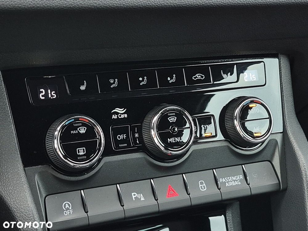 Skoda Karoq 1.5 TSI ACT 4x2 Sportline DSG - 27