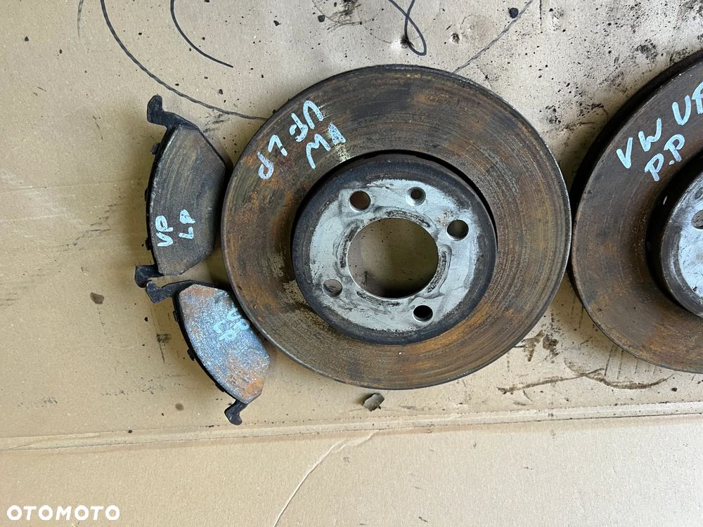 Tarcze hamulcowe klocki przód przednie VW UP 1.0 - 3