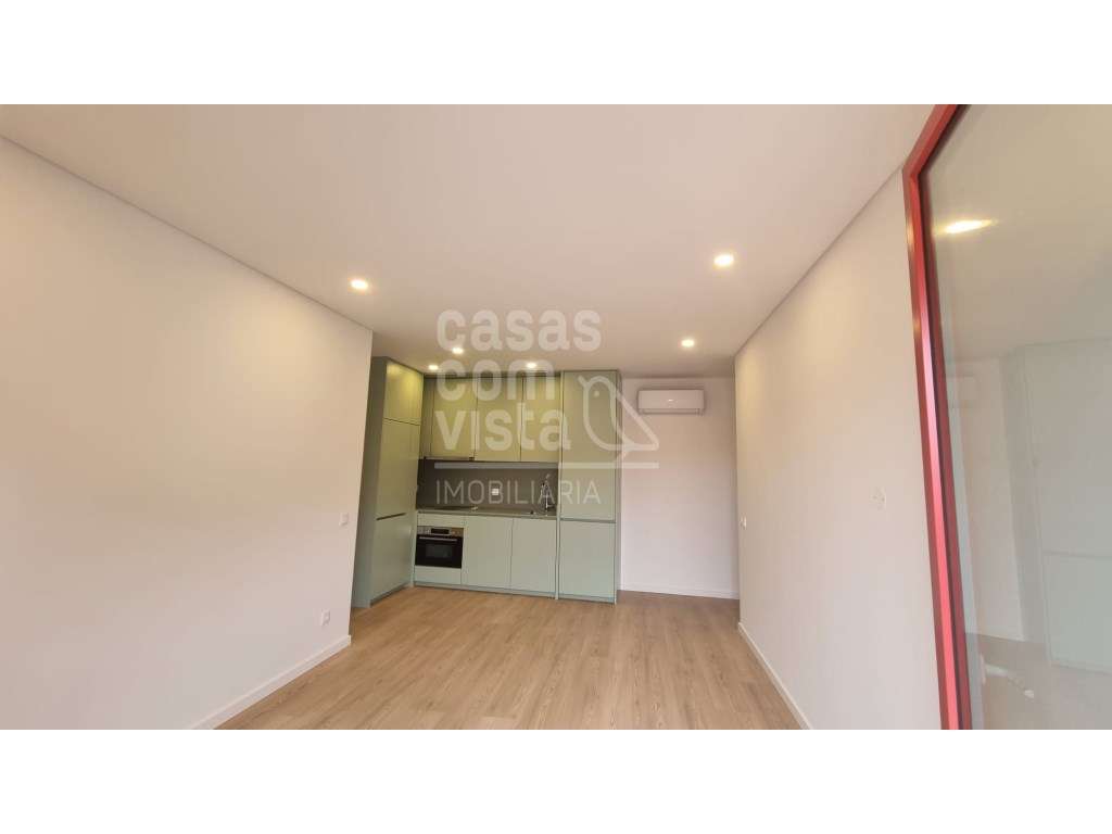 Apartamento T1 no Centro de Leiria Elegância Urbana, Design Moderno... - Grande imagem: 4/21