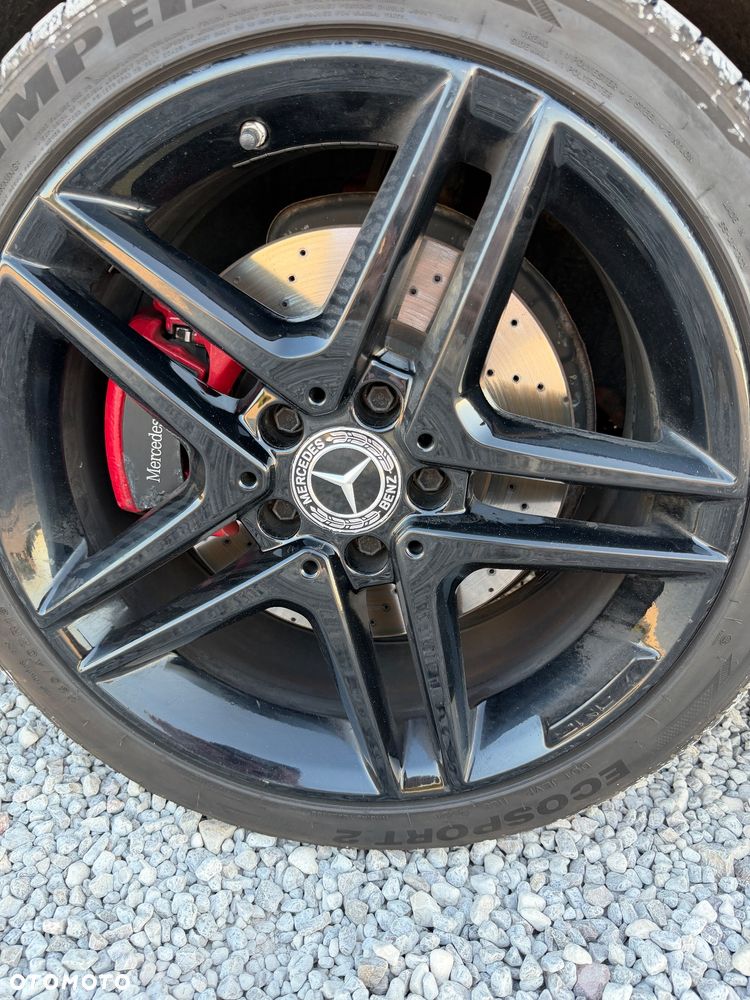Mercedes-Benz CLA 250 4-Matic AMG Line - 19