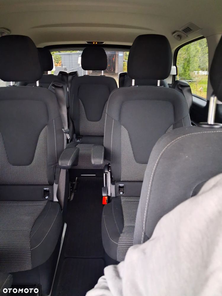 Mercedes-Benz Klasa V 250 d Extralang 9G-TRONIC Avantgarde Edition 2020 - 9