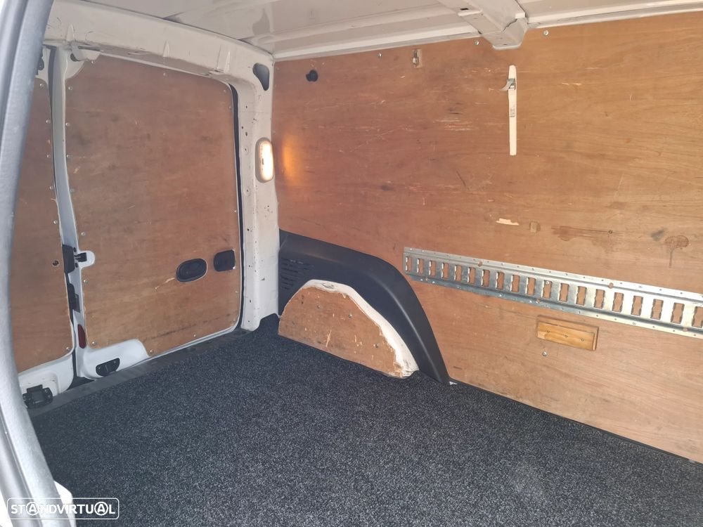 Renault KANGOO 1.5 DCI MAXI - 4