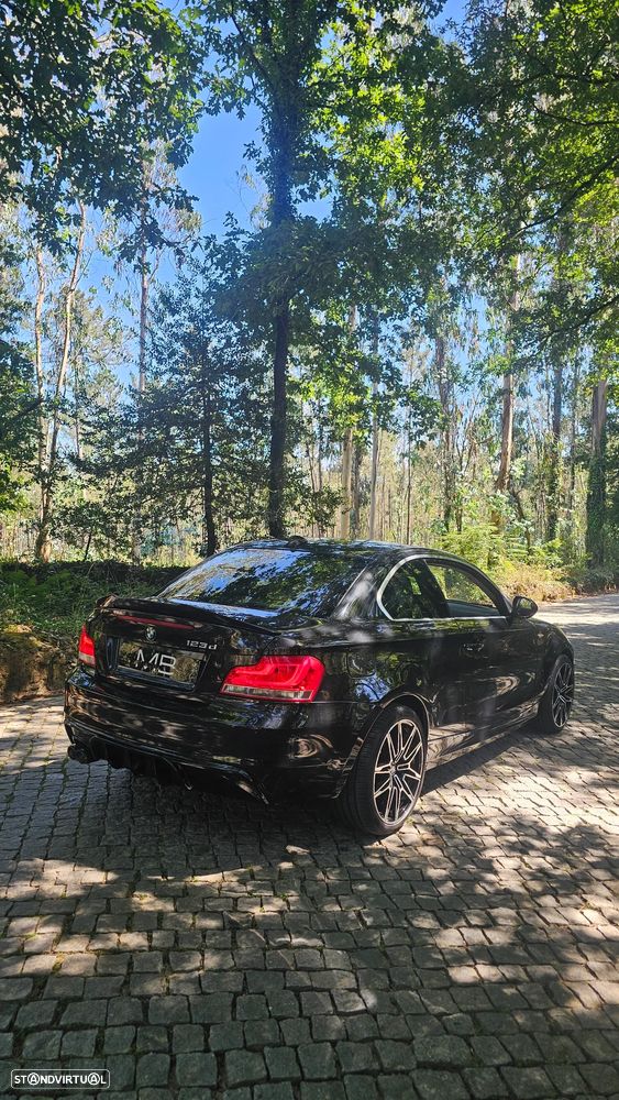 BMW 123 d Coupe - 9