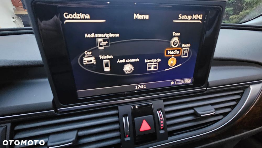 Audi A6 Allroad - 14