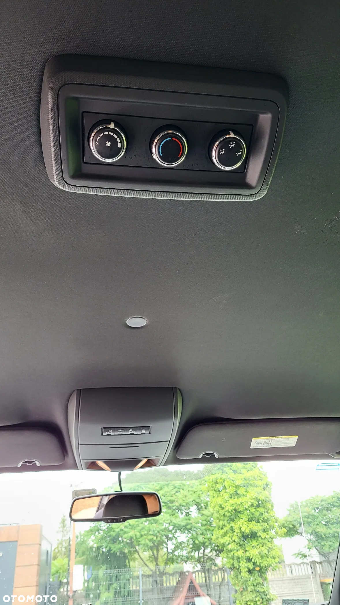 Dodge Grand Caravan - 3