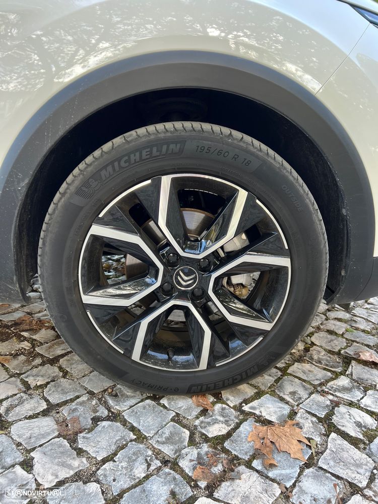 Citroën e-C4 50 kWh Shine - 12