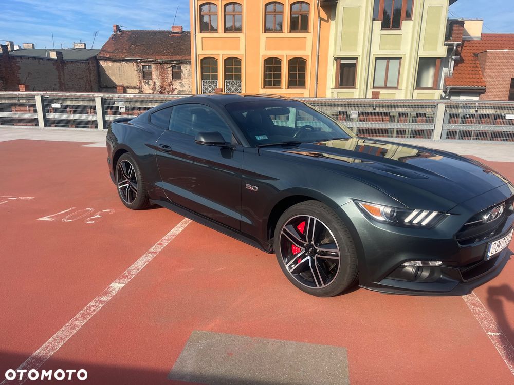 Ford Mustang 5.0 V8 GT - 10