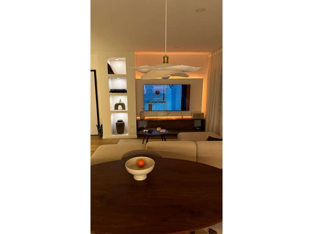 Apartamento T2 totalmente remodelado com suite - Grande imagem: 2/32