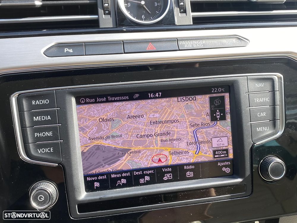 VW Passat Variant 2.0 TDI Highline DSG - 19