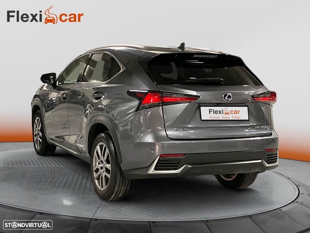 Lexus NX 300h Executive+ - 5