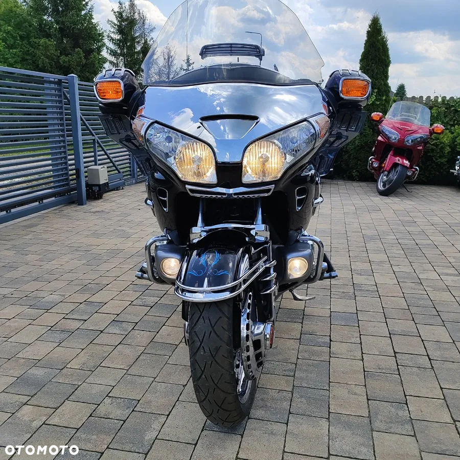 Honda GL - 13