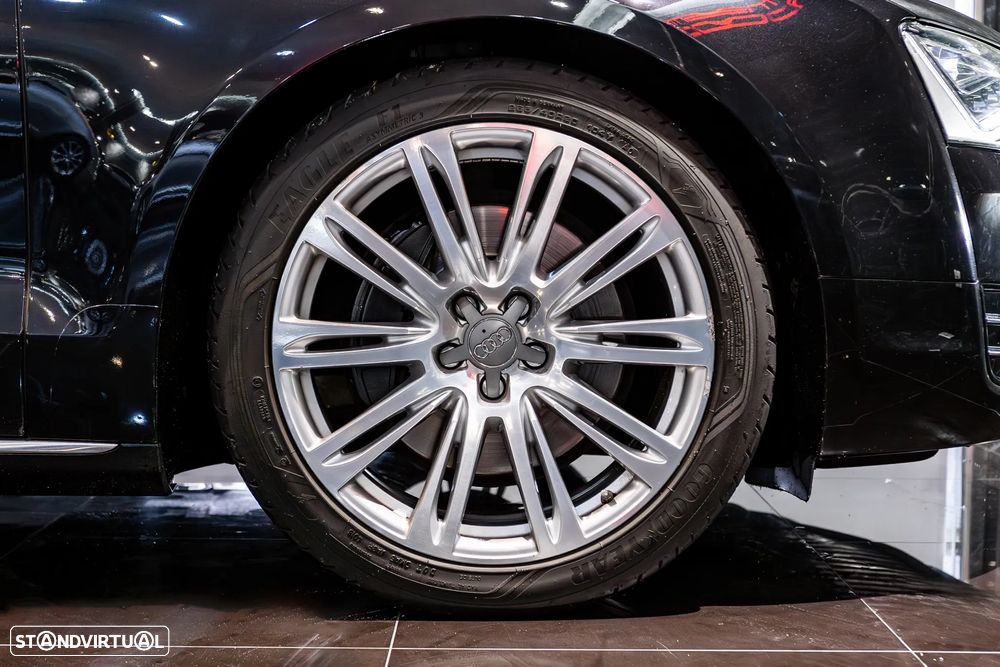 Audi A8 2.0 TFSi Hybrid Tiptronic - 8