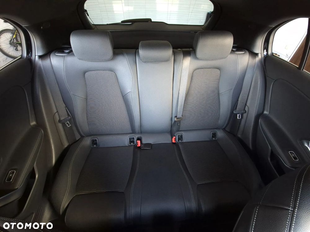 Mercedes-Benz Klasa A 200 d Edycja specjalna 8G-DCT - 21