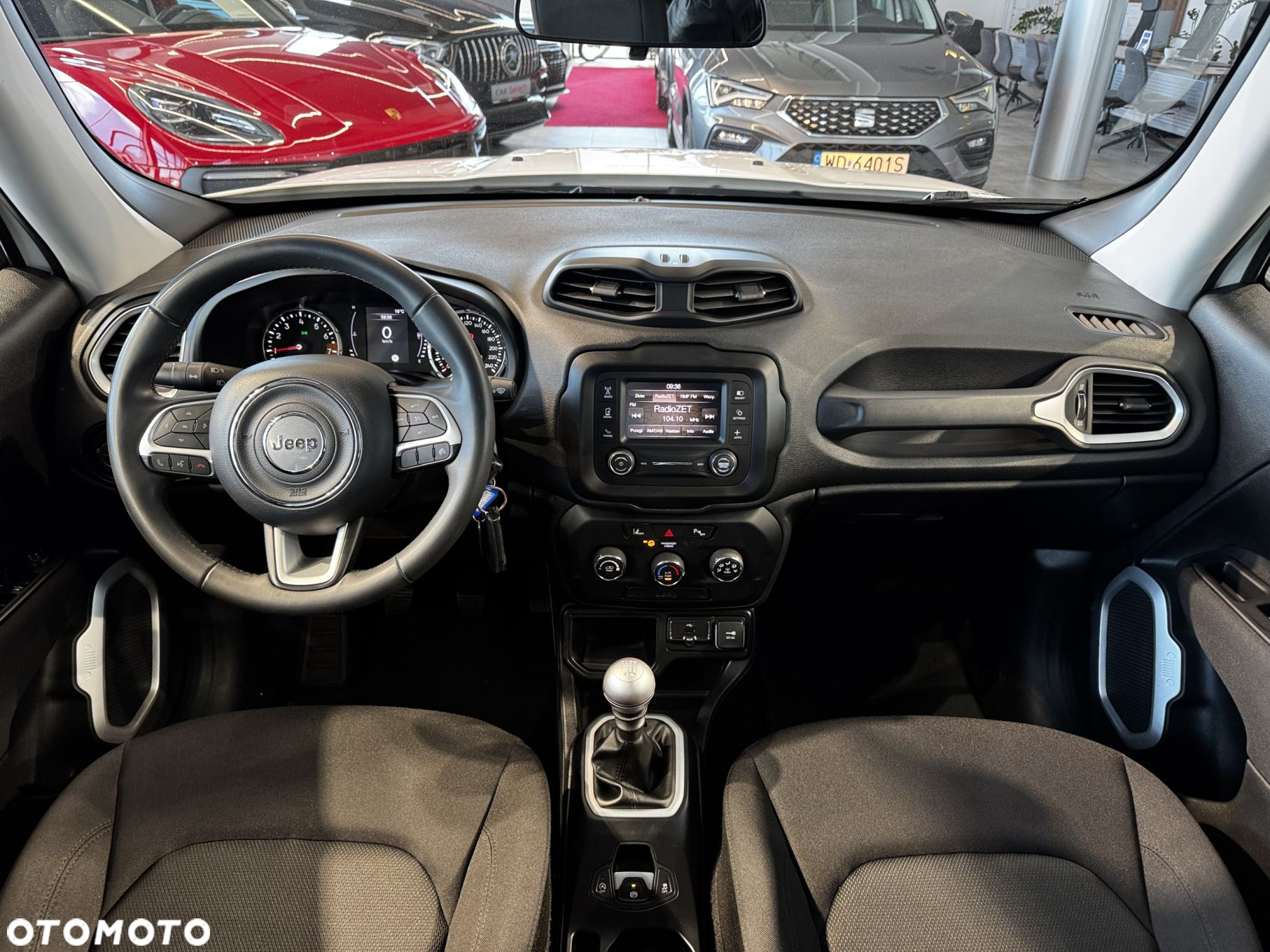 Jeep Renegade - 16