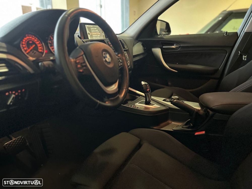 BMW 118 dA Line Sport - 27