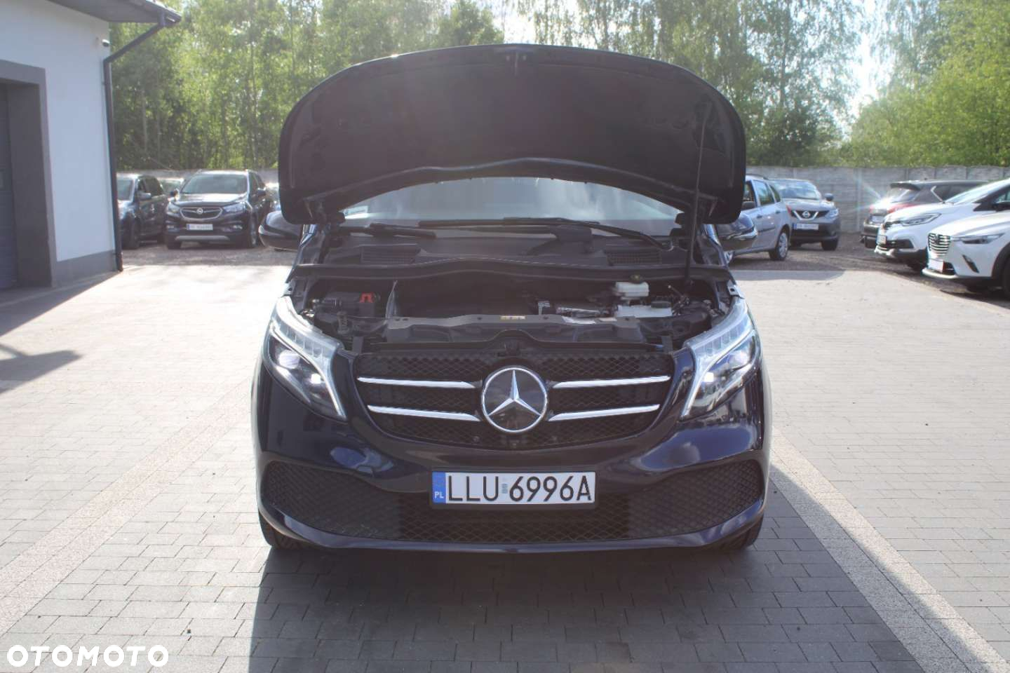 Mercedes-Benz Klasa V - 11