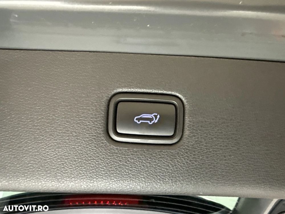 Hyundai Tucson 1.6 T-GDi 4WD 7DCT Luxury - 16