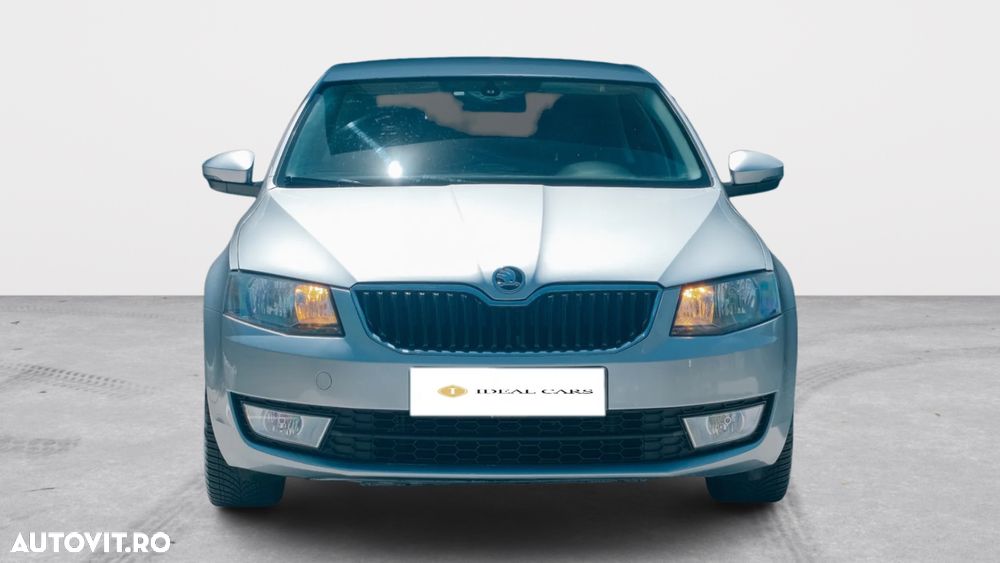 Skoda Octavia 2.0 TDI ELEGANCE DSG - 3