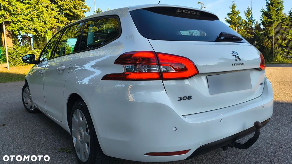 Peugeot 308 2.0 Blue HDi Allure S&S - 1