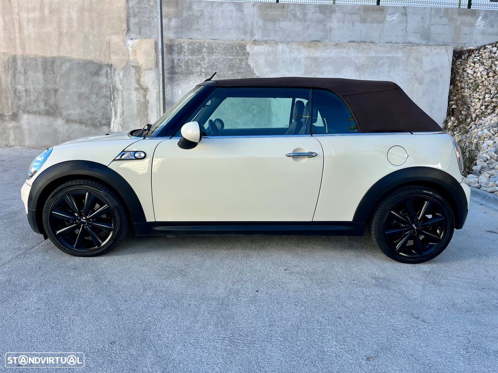 MINI Cabrio Cooper S - 22